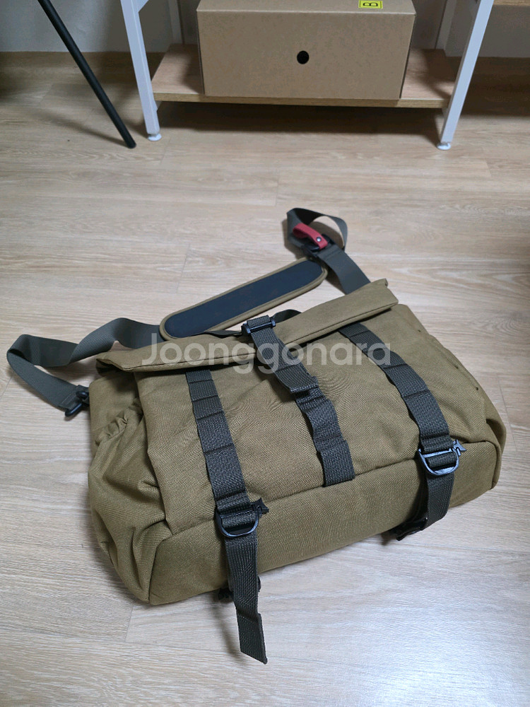 우탄크래프트 PILOT TRAVEL BAG 10L - Khaki Brown--0