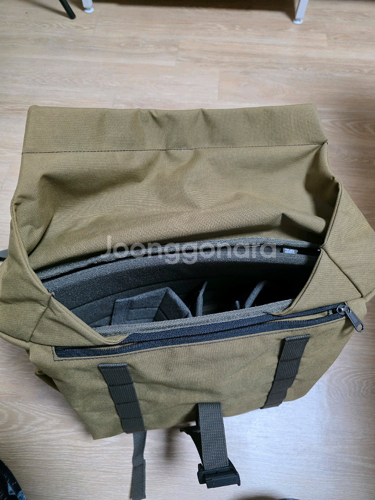 우탄크래프트 PILOT TRAVEL BAG 10L - Khaki Brown--1