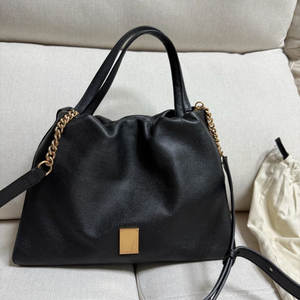 쿠론 소가죽 체인 토트 크로스백