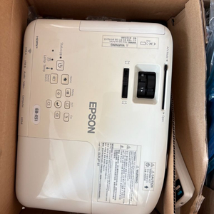 빔프로젝터 엡손 eb-x51