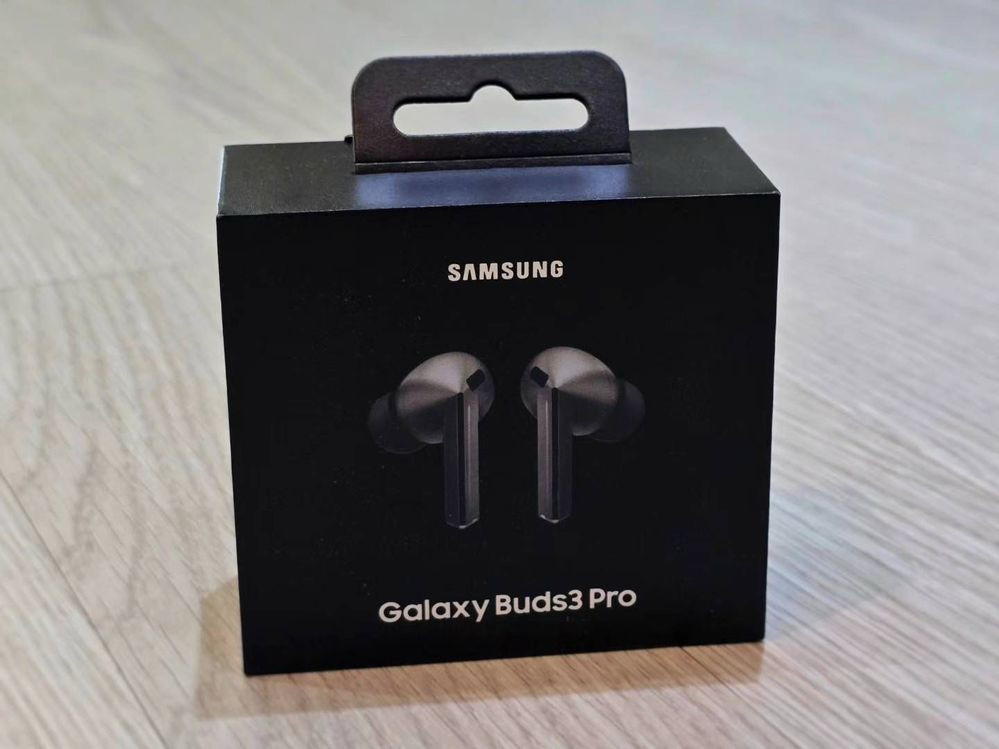 삼성 갤럭시 버즈3 프로 화이트 미개봉 판매합니다!--1
