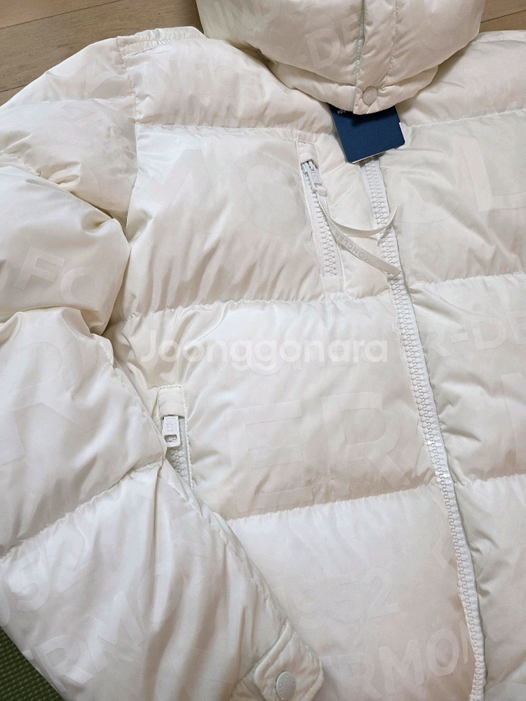 몽클레어 키즈 패딩 점퍼 8Y--2