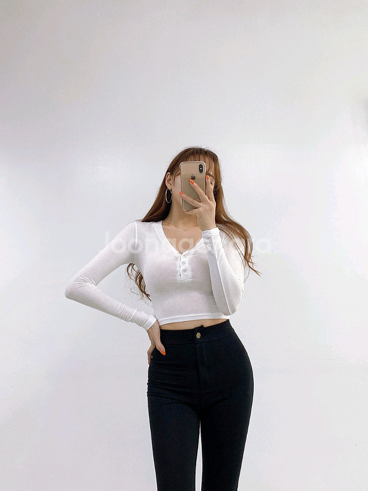 새상품 버튼 티셔츠 긴팔버젼 슬림티--4