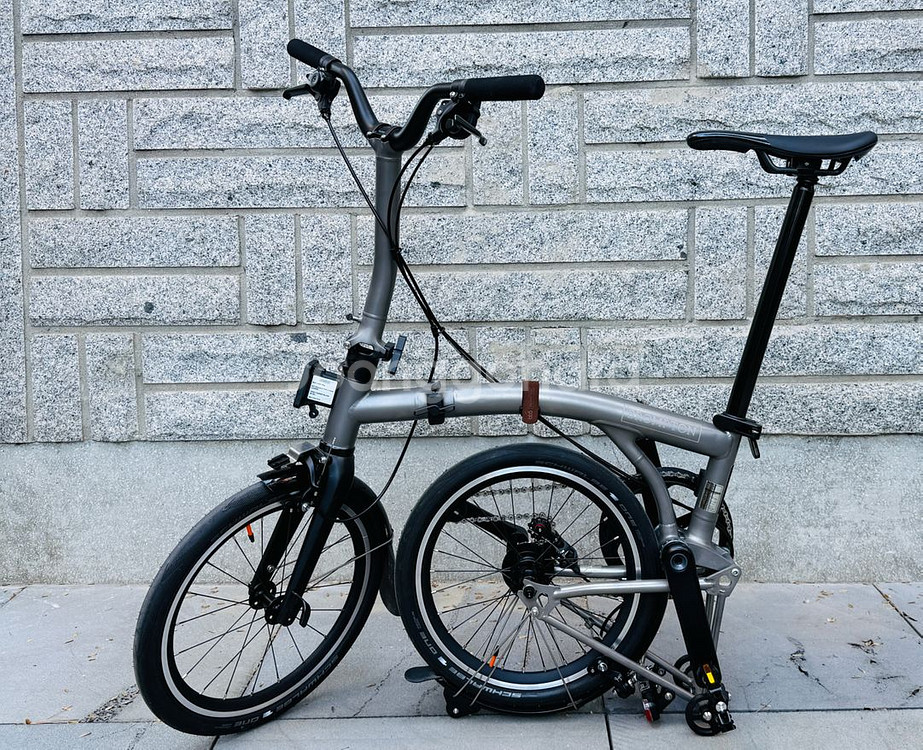 브롬톤 2025 T Line Urban - Mid--0