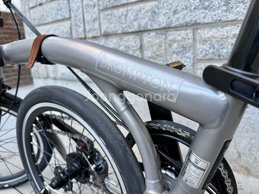 브롬톤 2025 T Line Urban - Mid--3