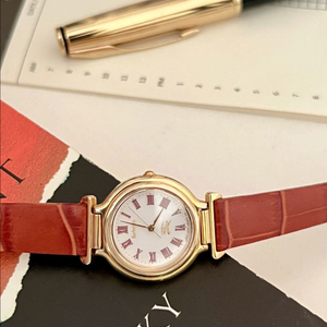 BURBERRY 골드 라운드 버버리 빈티지 시계