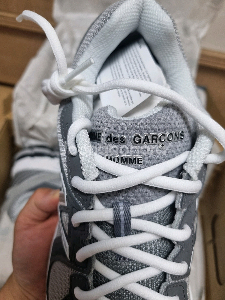 뉴발란스 x 꼼데가르송 옴므 860v2 그레이 화이트새상품 280--8