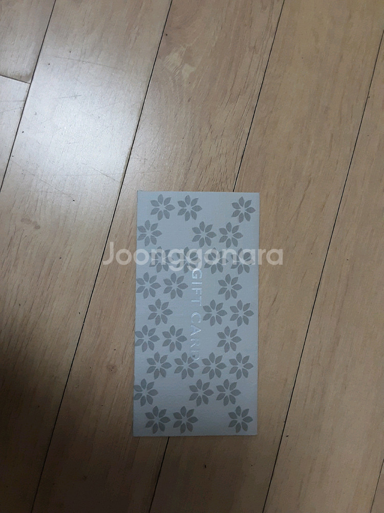 신세계 백화점 상품권 100000원권 입니다.--0