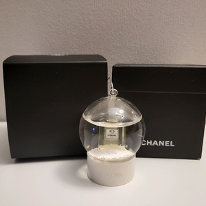 정품) 샤넬 미니 스노우볼 (코스메틱)