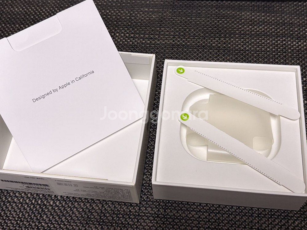 애플 에어팟3 맥세이프 깨끗하게 사용한 기기--7