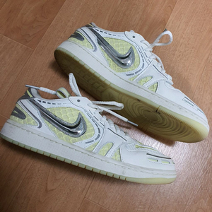 나이키 에어조던1 로우 메소드 오브 메이크 245 이미지