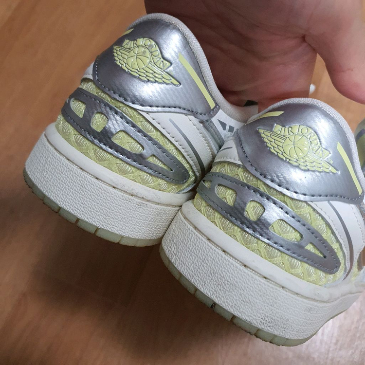 나이키 에어조던1 로우 메소드 오브 메이크 245 이미지