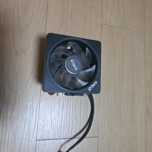 AMD 레이스 프리즘 CPU 쿨러