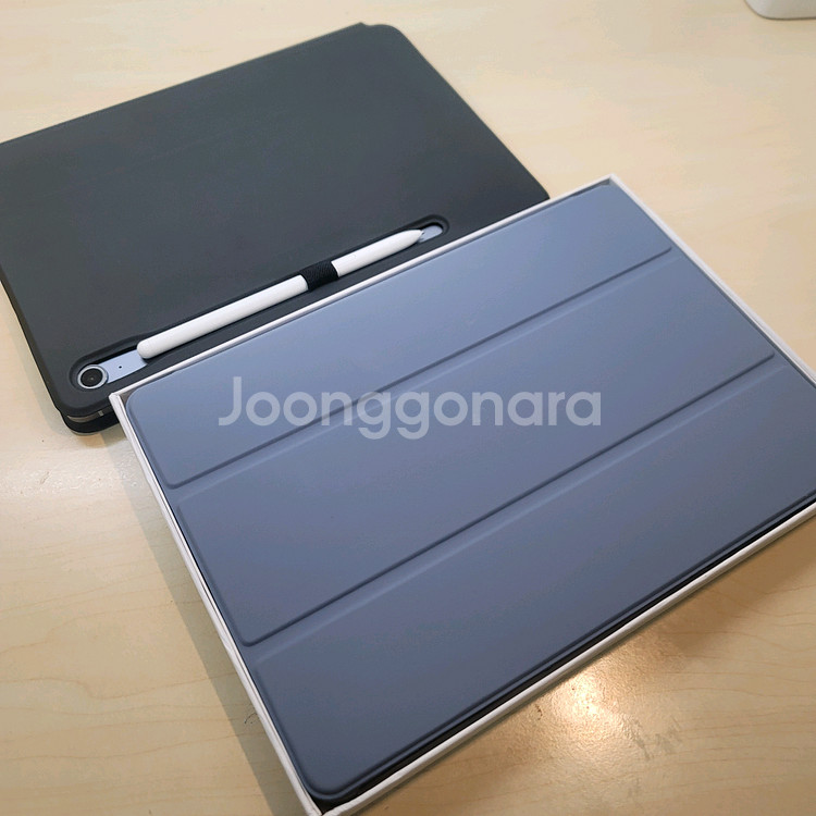 [S급] 갤럭시탭S10fe 128gb 와이파이 + 매직키보드 판매--0