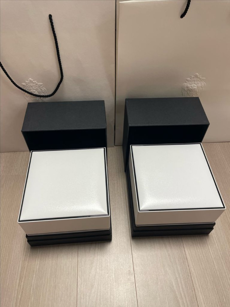 샤넬 시계 케이스 가죽--2