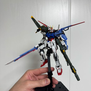 반다이 RG 퍼펙트스트라이크 건담 무광마감작 판매합니다