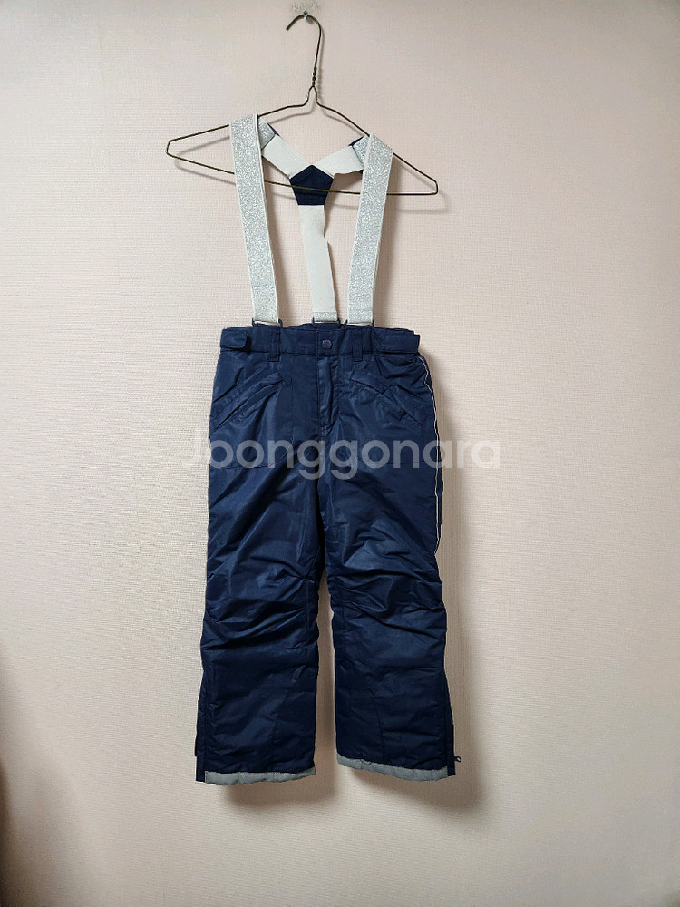 120사이즈 오후키즈 네이비 은색멜빵 스키복 바지--0
