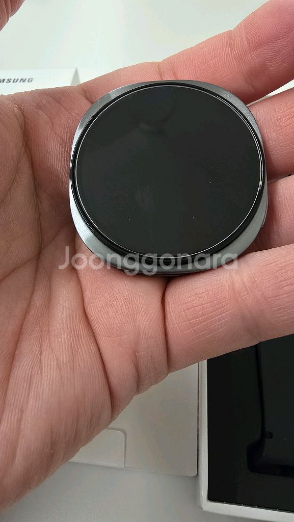 갤럭시워치8 44mm 블랙 새상품급 풀박스 + 필름많음--1