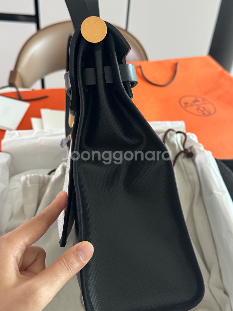 에르메스 에르백31 코팅 블랙 금장 새상품--2