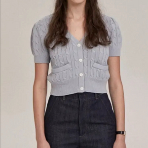 더바넷, 케이리 가디건