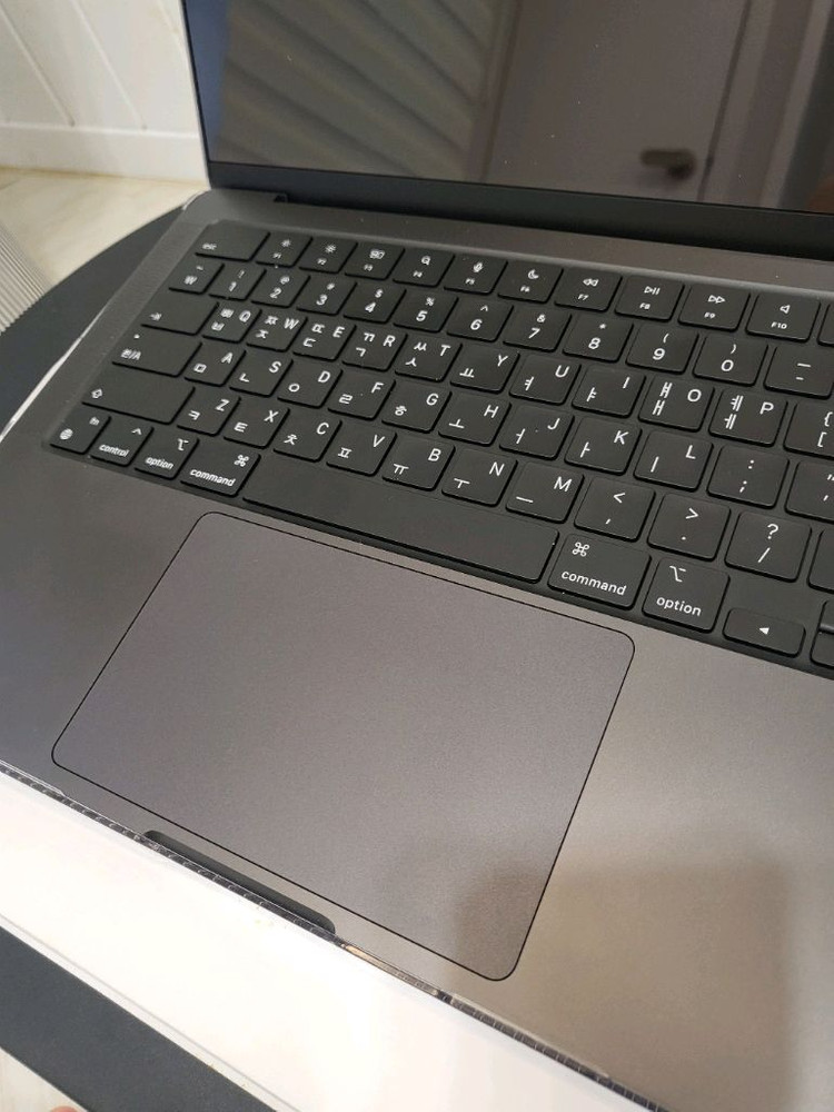 맥북프로14 M4 이미지