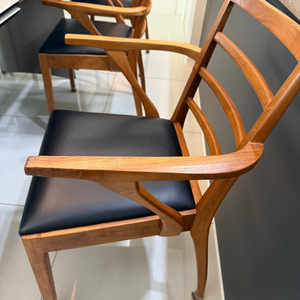 식탁의자 암체어 원목의자