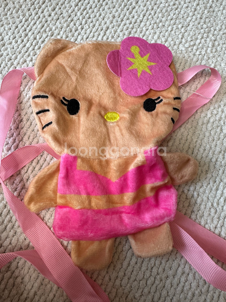 헬로키티 가챠 가방 태닝키티--1