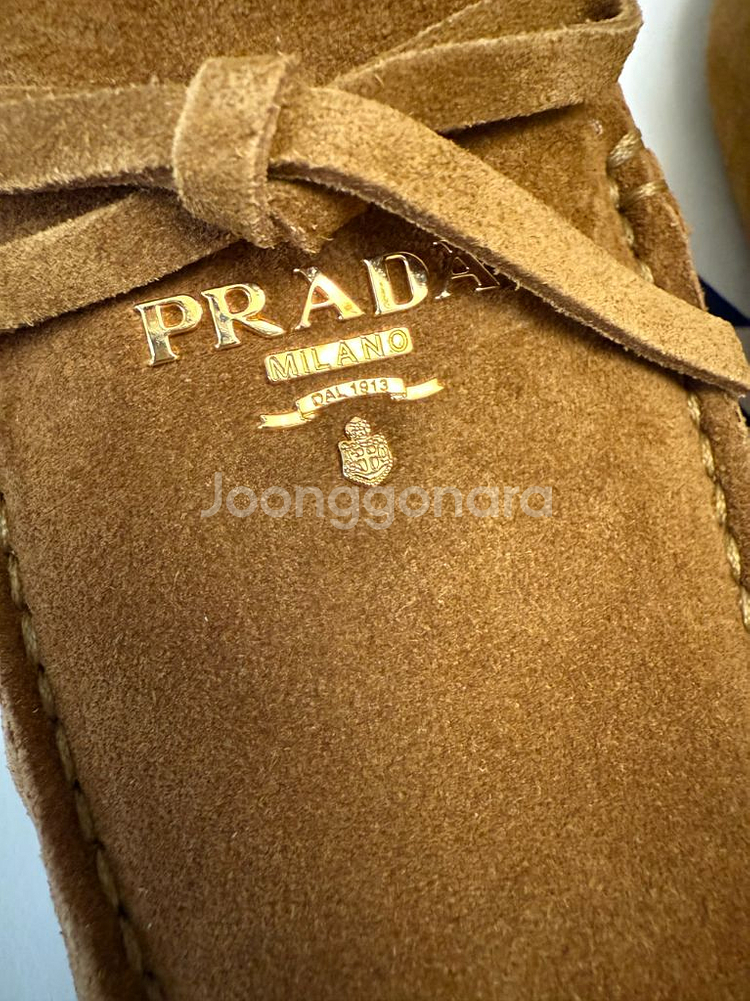 프라다 스웨이드 드라이빙슈즈 37.5 모카무스컬러 새상품--2