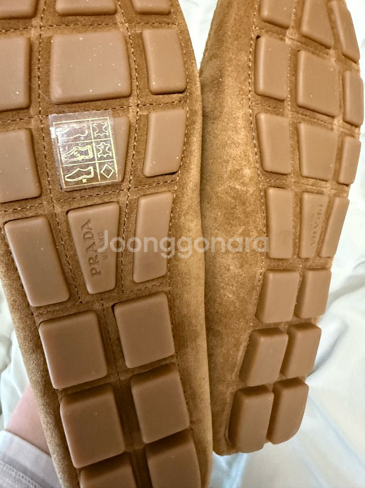 프라다 스웨이드 드라이빙슈즈 37.5 모카무스컬러 새상품--5