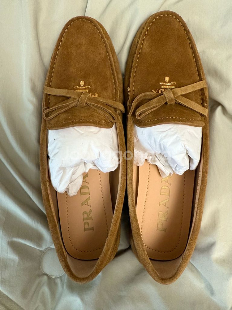 프라다 스웨이드 드라이빙슈즈 37.5 모카무스컬러 새상품--4