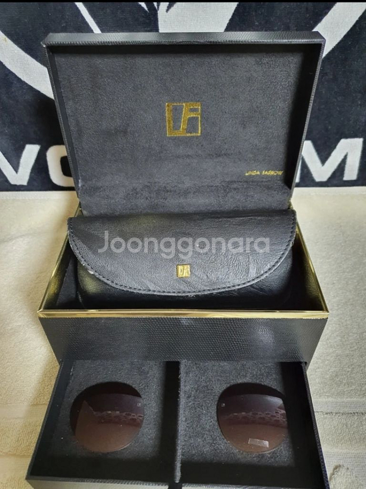 정품 영국 린다페로우 뱀피 선글라스 ( 남녀공용 )--9