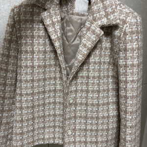 격식있는 트위드 자켓