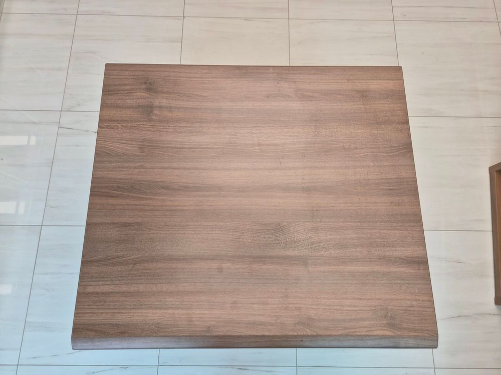 브라운 책상 무료나눔합니다. 이미지