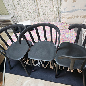 이케아 팔걸이 의자 세트