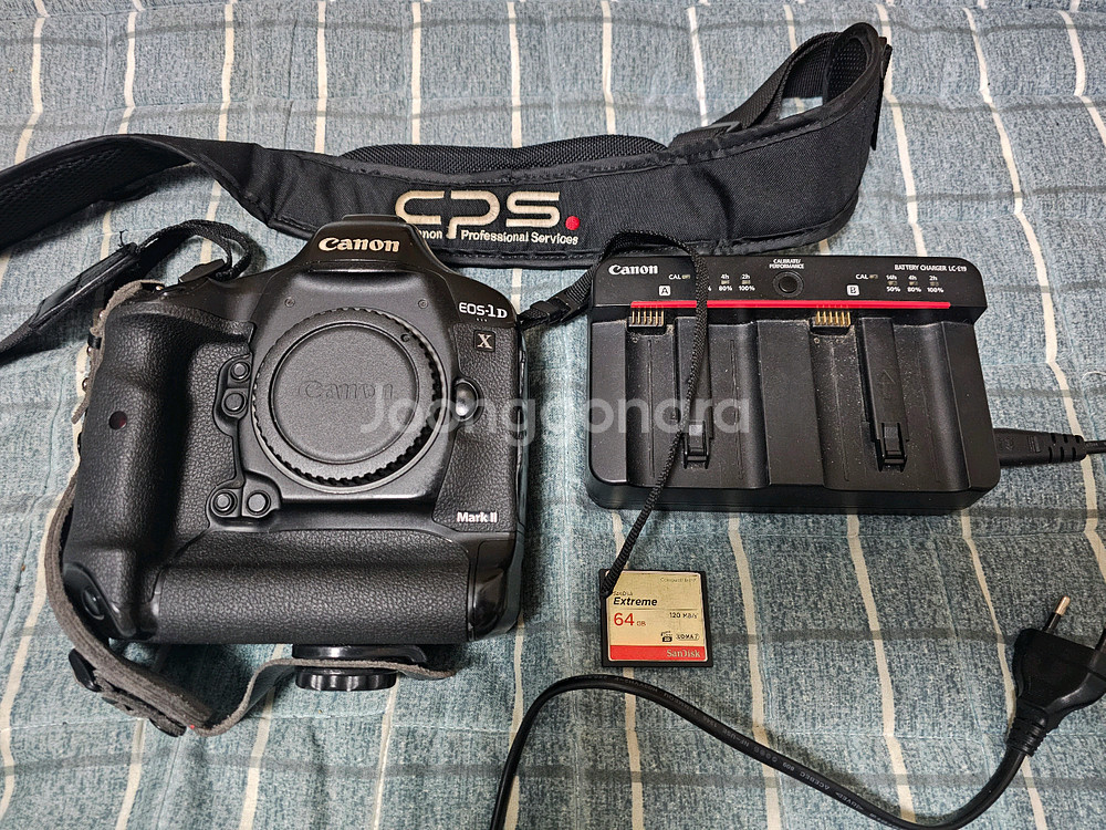 캐논 EOS - 1DX Mark II 카메라 팔아요--0