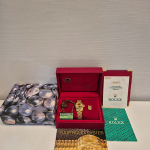 롤렉스 오이스터 퍼페츄얼 골드 시계