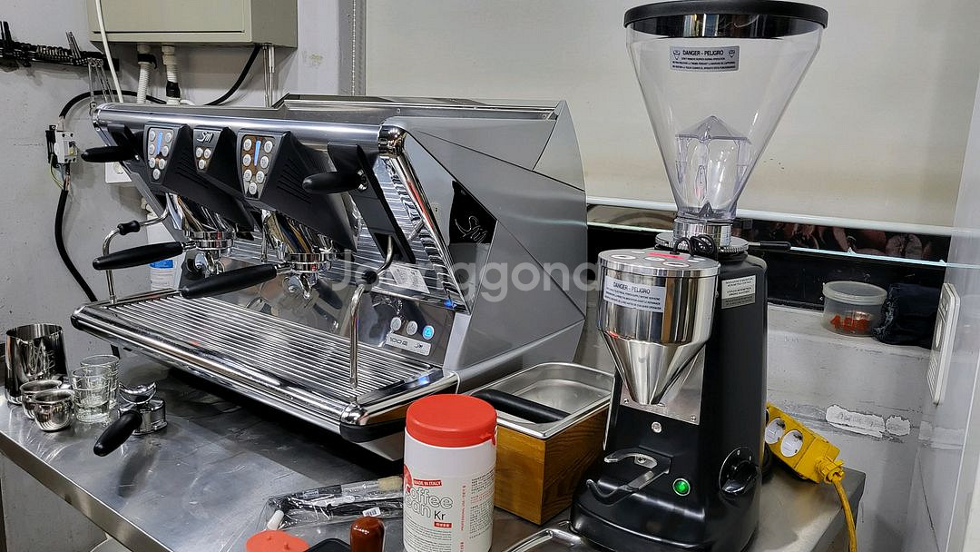 라산마르코 100E 커피머신 메조전자동그라인더 포함--1