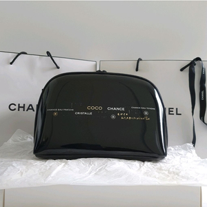 샤넬 반달파우치 블랙 빅사이즈 여행용