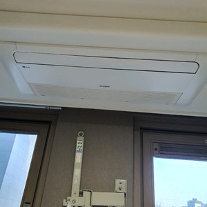 엘지에어컨 휘센 에어컨2대실내기 인버터 실외기1