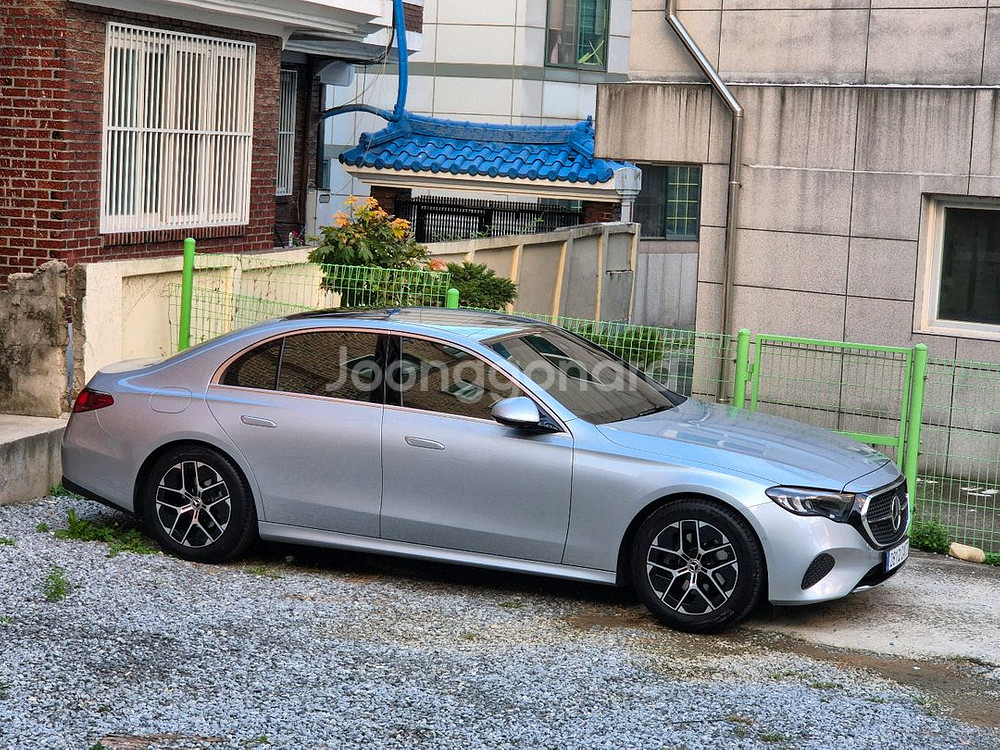 벤츠 E클래스 W214 18인치 콘티넨탈순정타이어--0