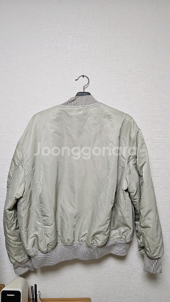 지오다노 항공잠바 재킷 ma-1 판매합니다.--3
