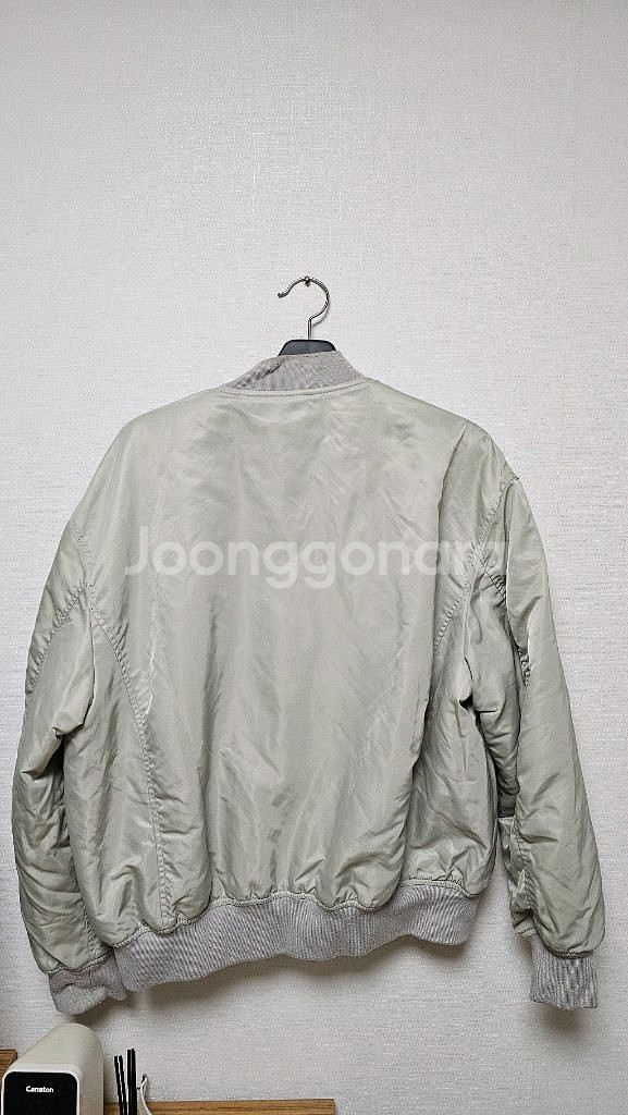 지오다노 항공잠바 재킷 ma-1 판매합니다.--7