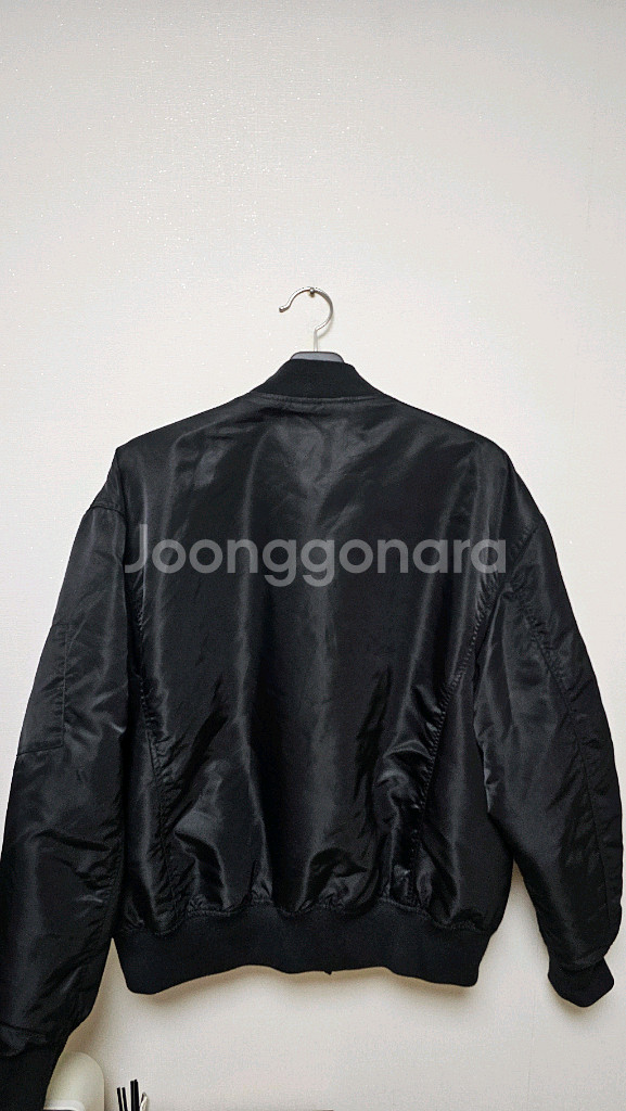 지오다노 항공잠바 재킷 ma-1 판매합니다.--6