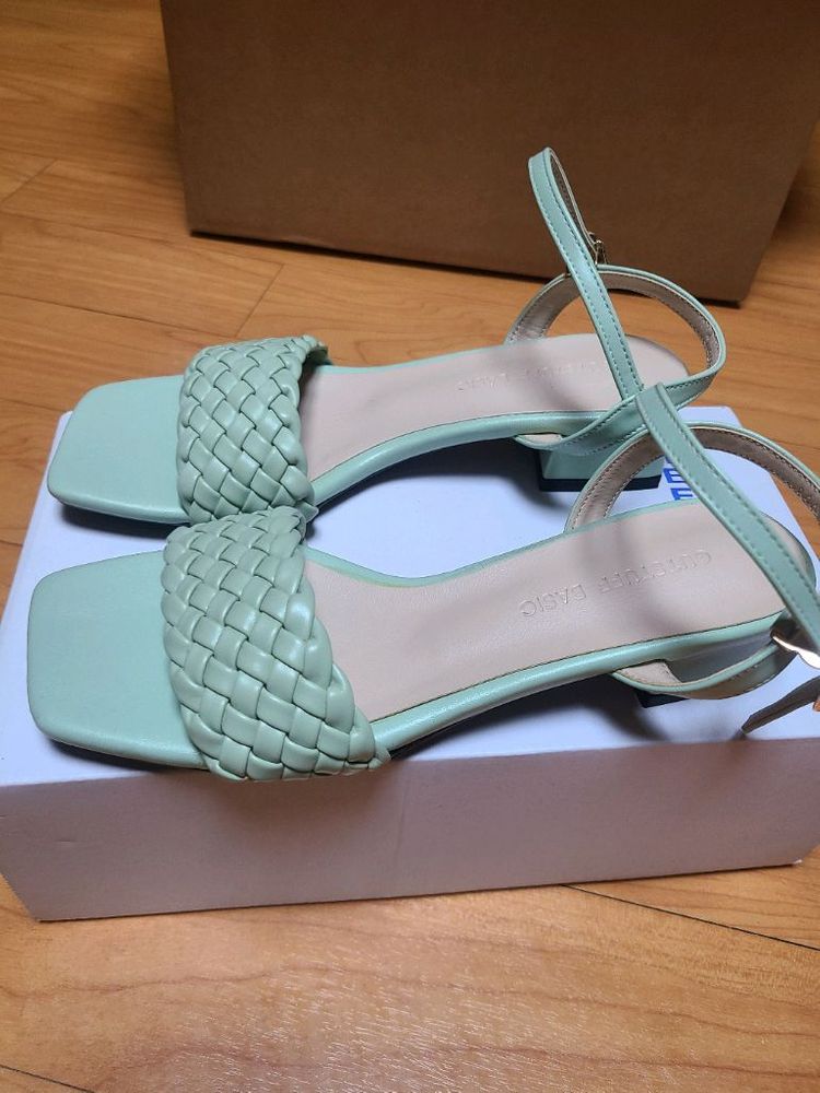 보테가 사촌동생 베이직 샌들 민트색 230mm--1