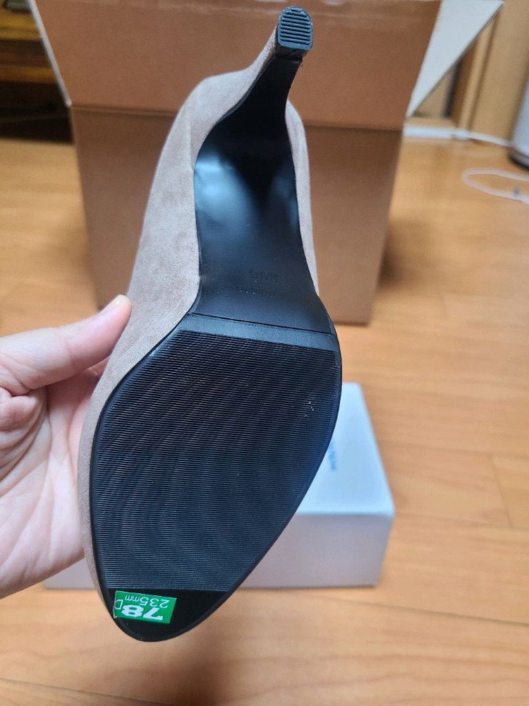 스웨이드 여성 펌프스 235mm--4