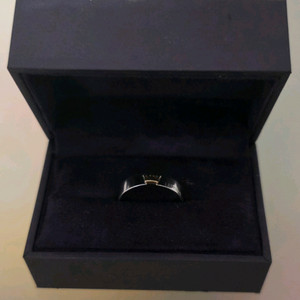 제이에스티나 정품 14K화이트 골드 크라운 로고 반지