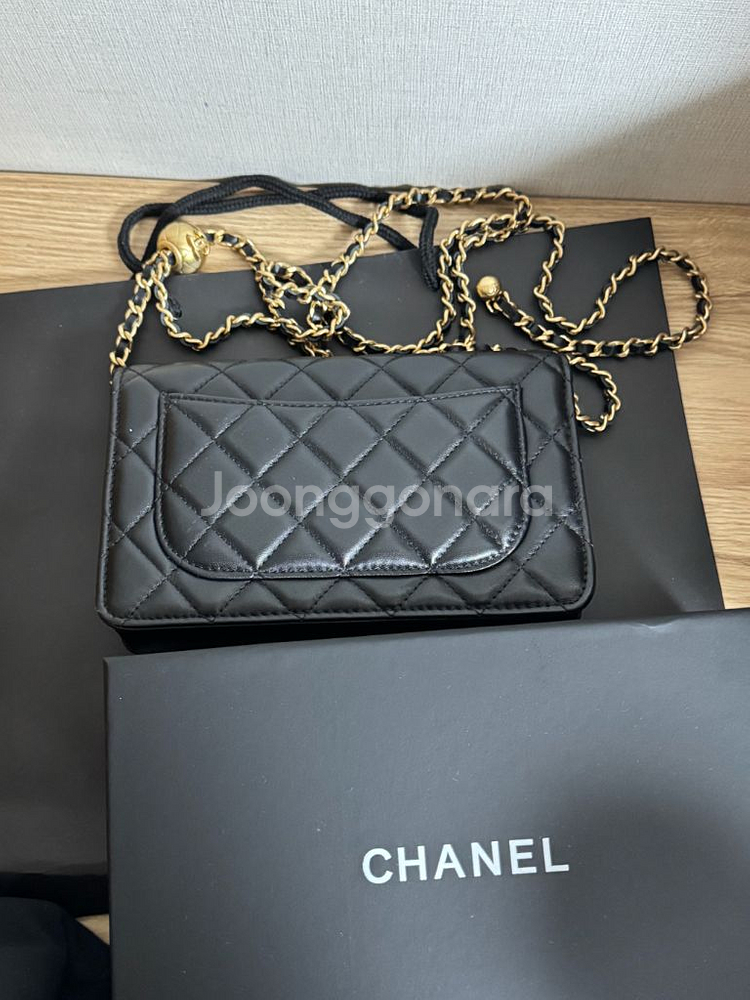 샤넬 woc 골드볼 램스킨--2