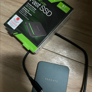 씨게이트 바라쿠다 Fast SSD 1TB 외장하드