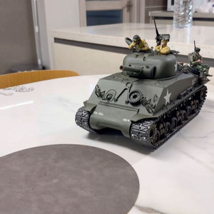 미군 M4A3 전차 셔먼 1/16