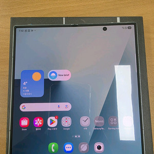 갤럭시폴드7 256기가 민트색상입니다